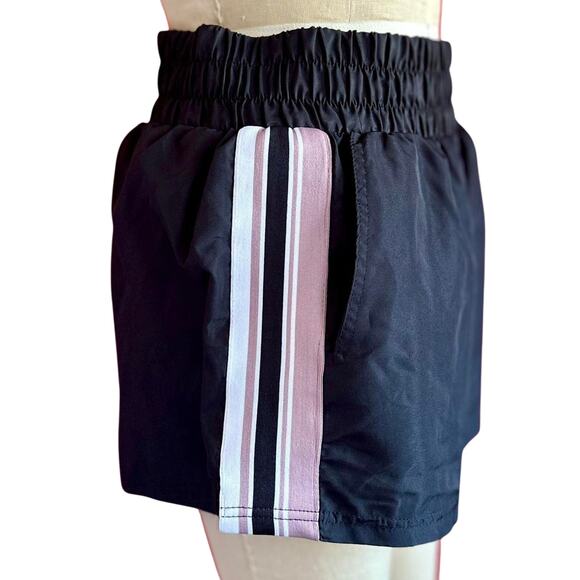 Womens Shorts Large Black NWT Sports Running Workout Beachy Vacation - Picture 3 of 8